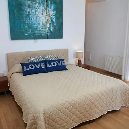 Вилла Aphrodite Hills Superior Villas Superior 0368 Air Conditioning 3 Bedrooms *
