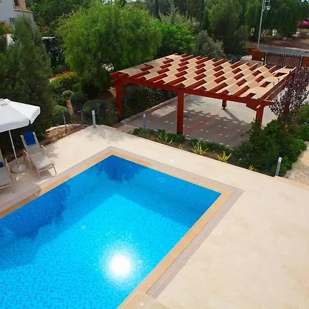 Вилла Aphrodite Hills Superior Villas Superior 0368 Air Conditioning 3 Bedrooms
